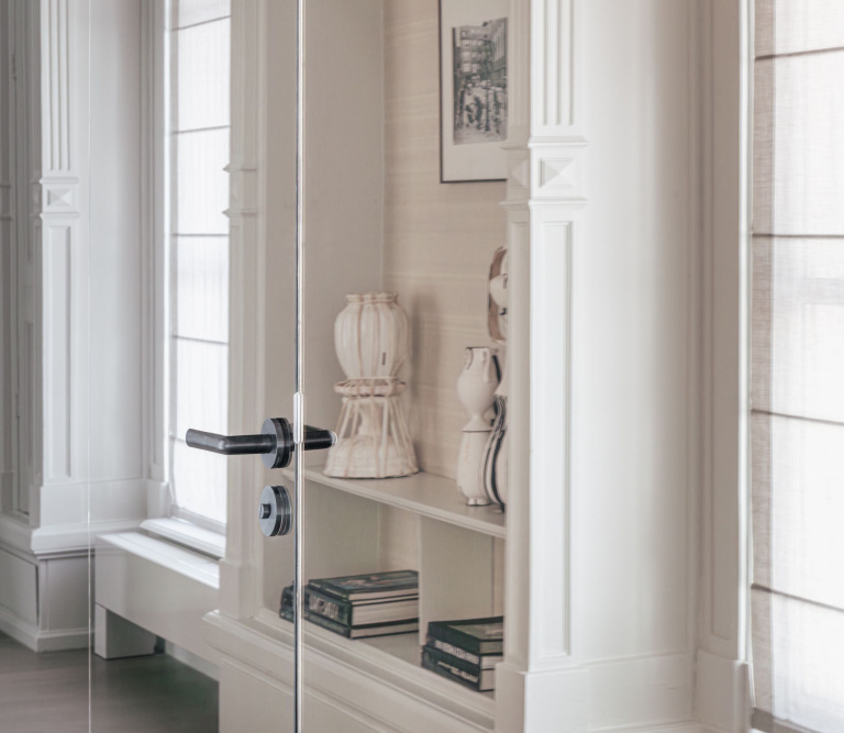 La valeur ajoutée des ferrures de portes dans la décoration intérieure