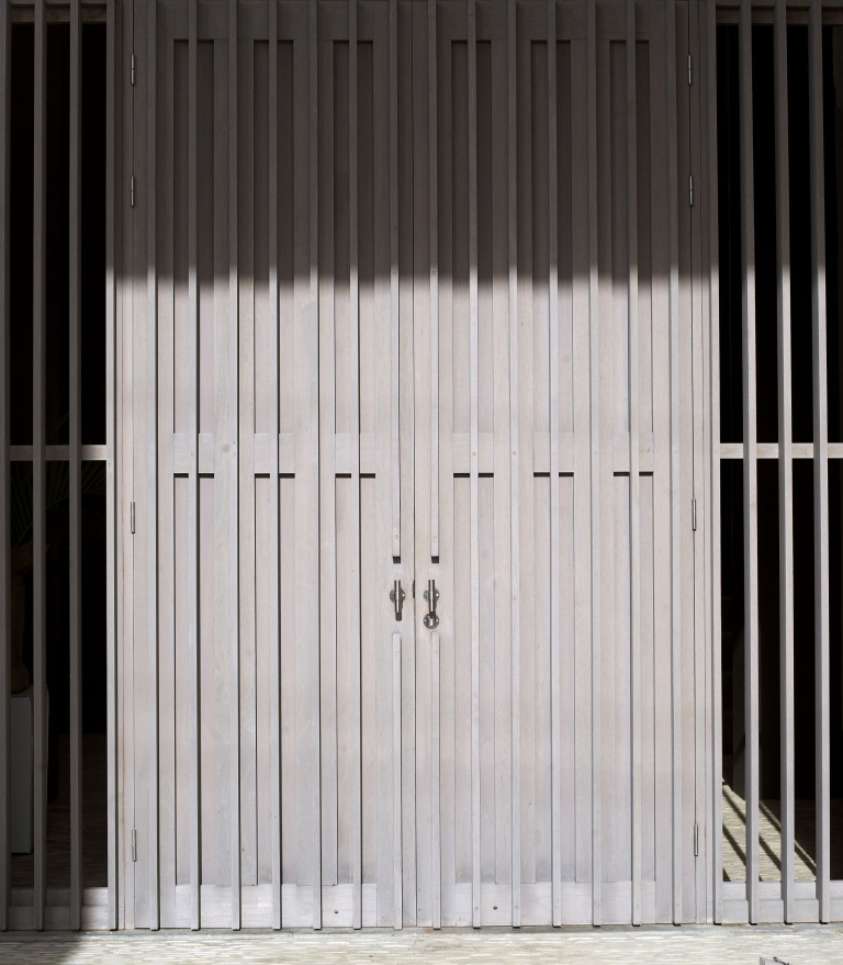 Poignée de porte d'entrée en acier inoxydable satiné