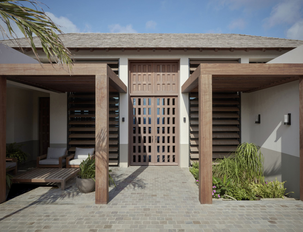 Designing Serene Beach Villas: Blending Elegance and Coastal Vibes