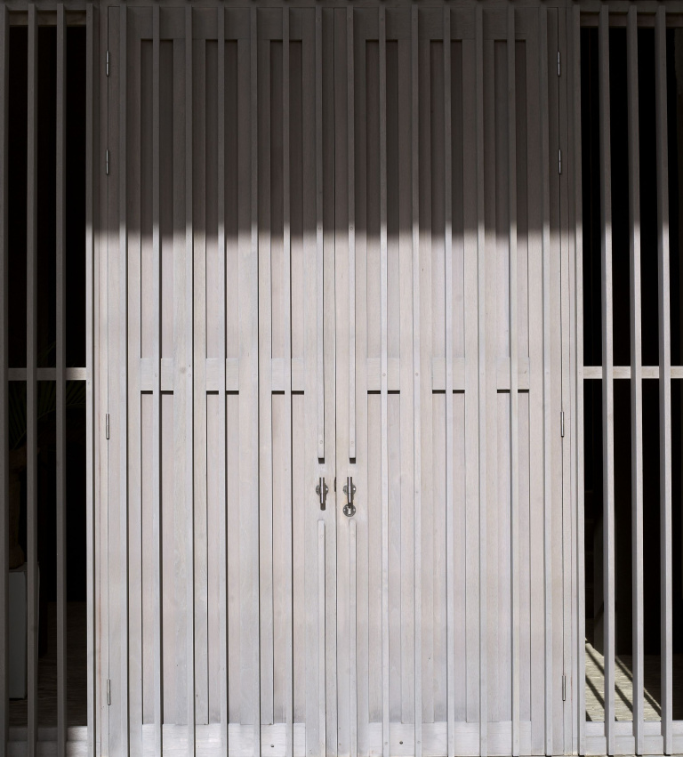 Front door handle satin stainless steel